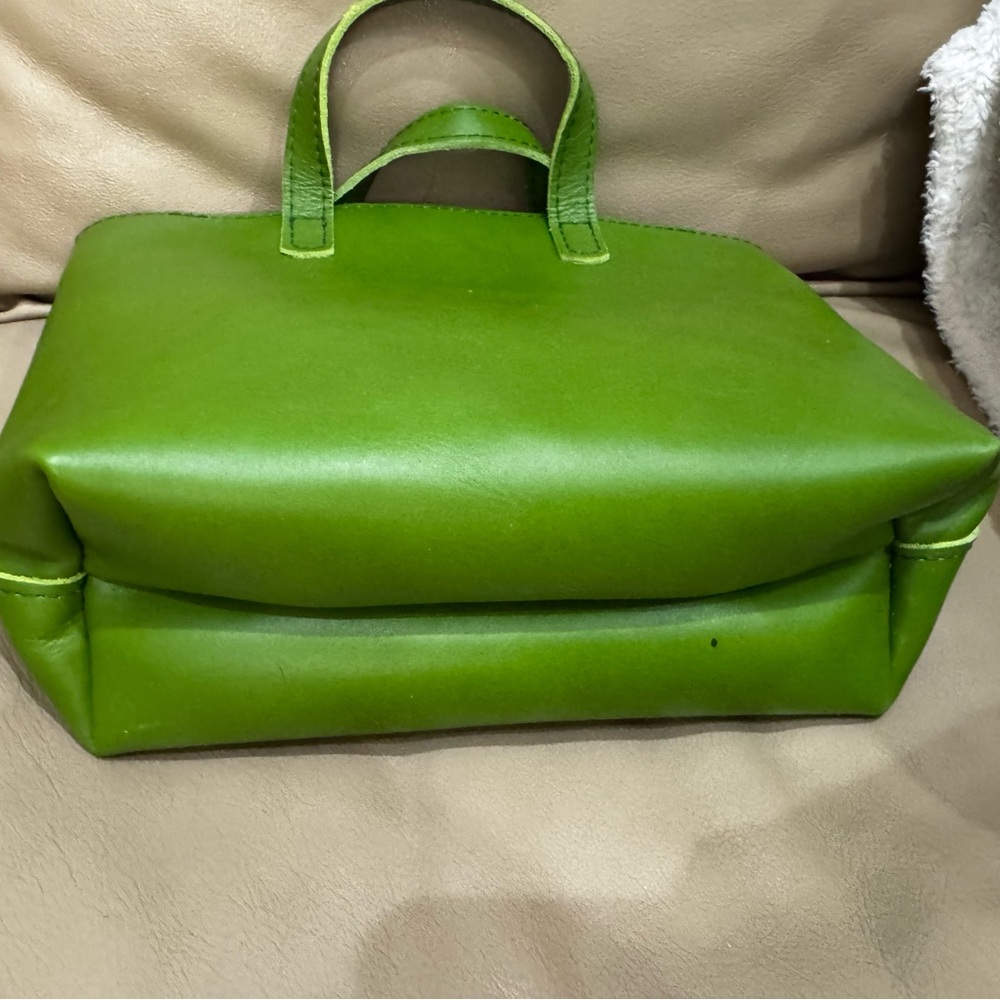 Portland Leather Goods Zip Mini Crossbody Tote Bag - Picture 4 of 4